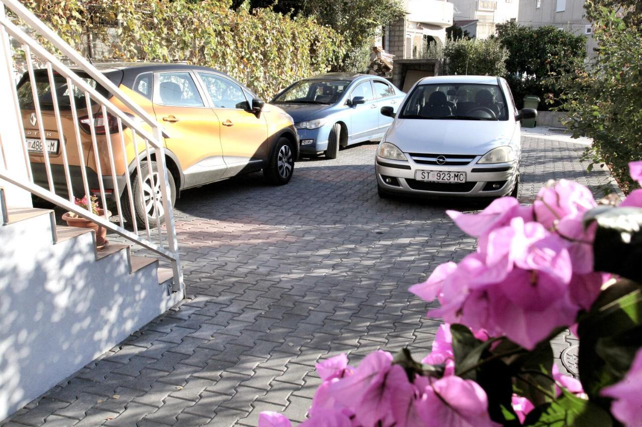 Apartments Vaska โตรกีร์ ภายนอก รูปภาพ